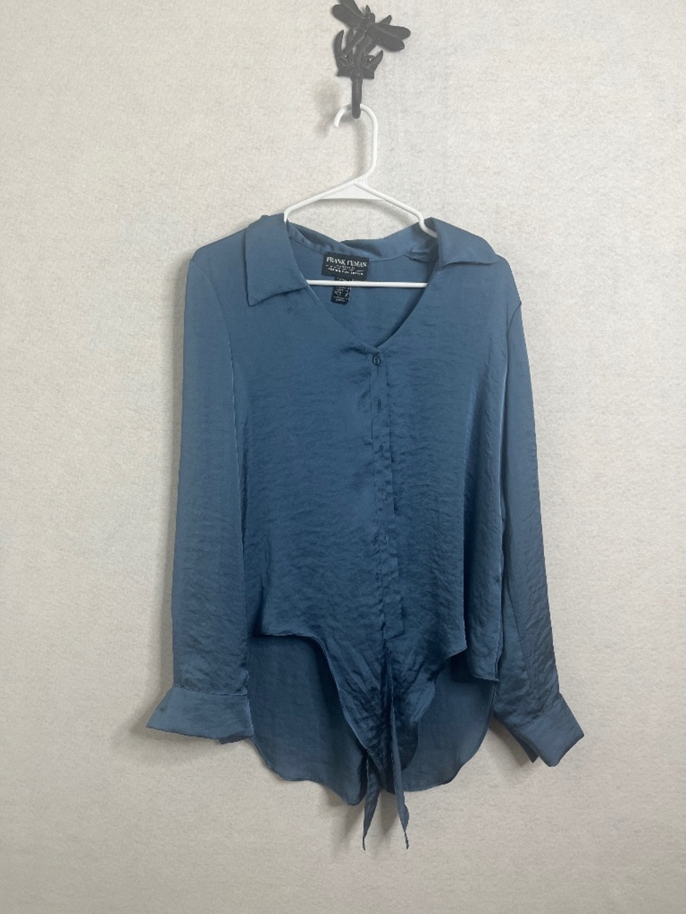 Frank Lyman Montreal Blue Satin Blouse Tie Front Long Sleeve Size 6